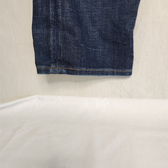 Lucky Brand Sofia Straight Blue Jeans Size 4/27. Medium Blue Lightly Distressed - Picture 11 of 14